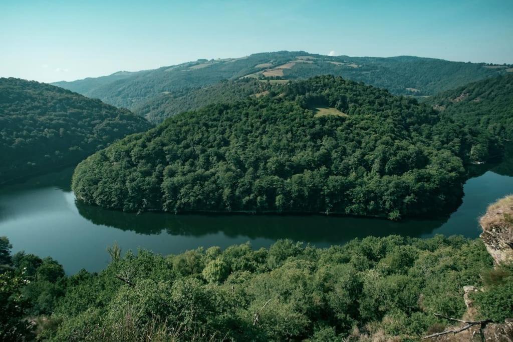 Lake House I // Alauzet Ecolodge + Nature Spa Castelnau-de-Mandailles Eksteriør billede